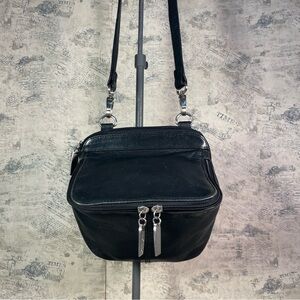 Hobo International UNIQUE/RARE leather bag with organizer attached